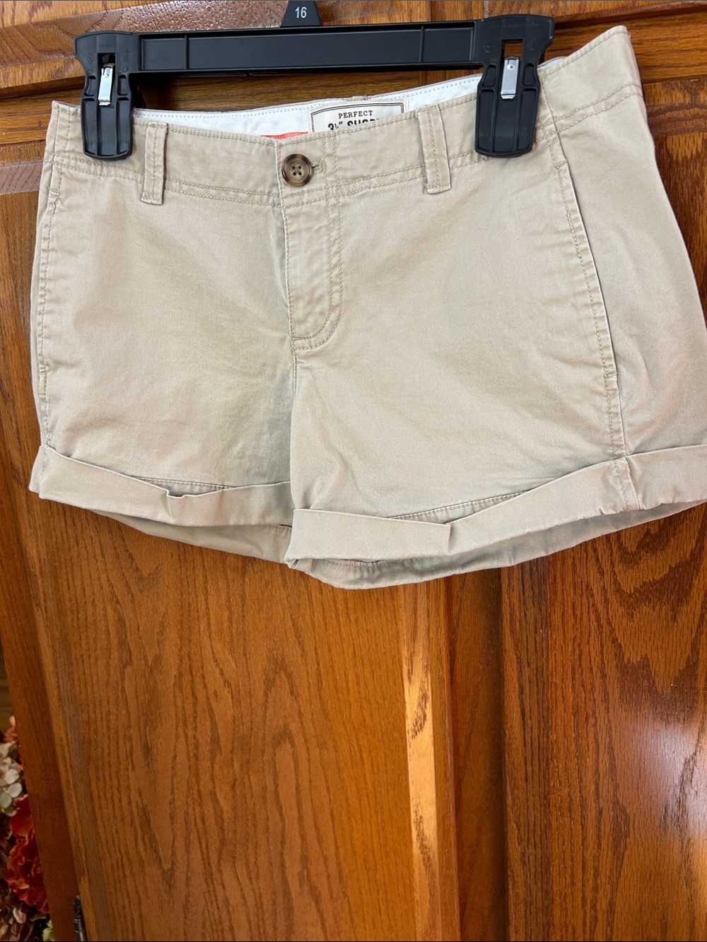 Old Navy Khaki Cuffed Women’s Shorts